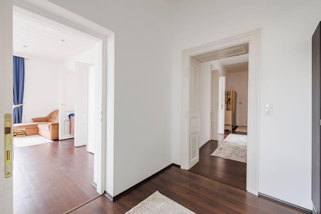 Charming Spacious Apartment Wiedeń Zewnętrze zdjęcie